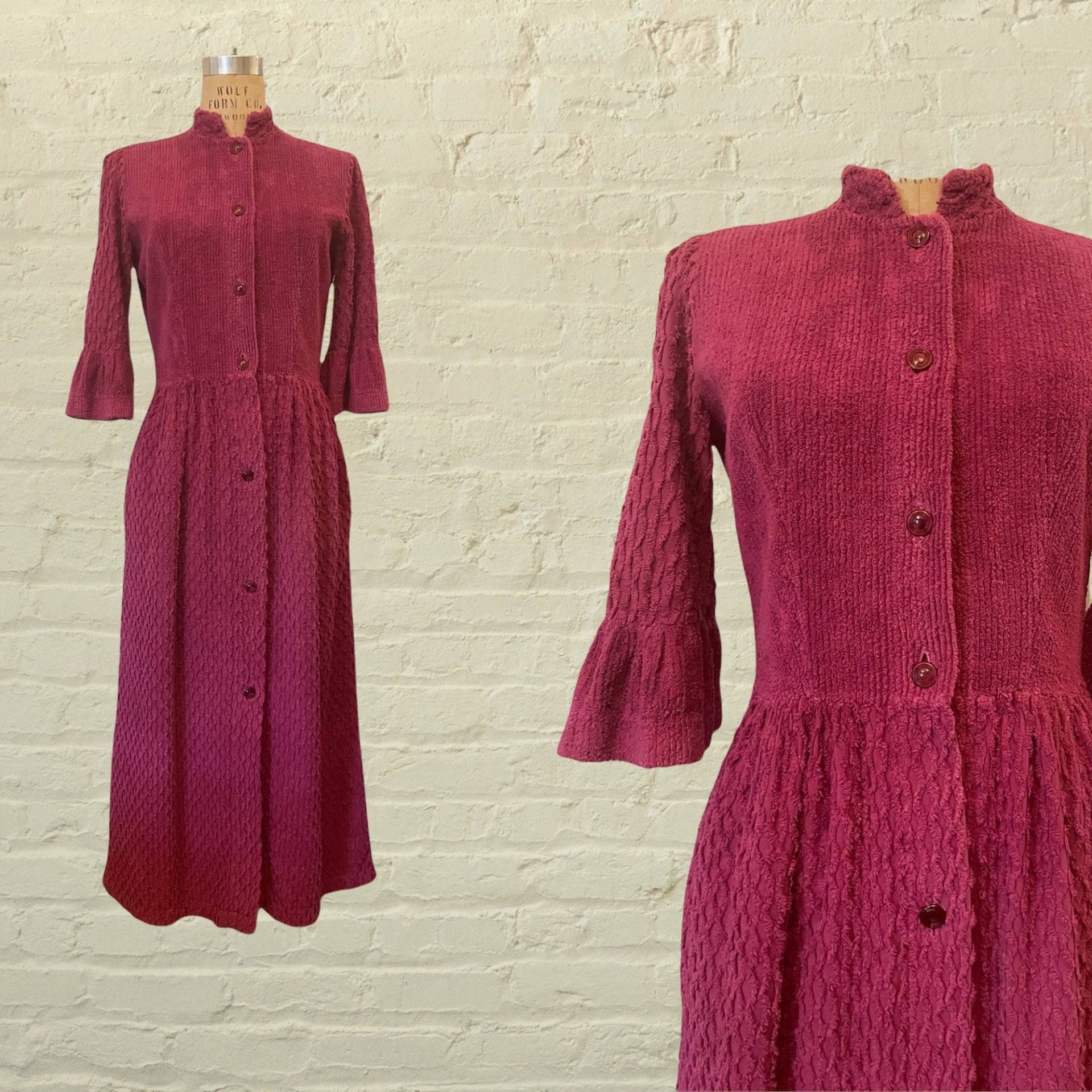 1970Er Jahre Himbeerrosa Chenille Staubwedel | 60Er 70Er Boho Hippie von LesFemmesVintageNYC