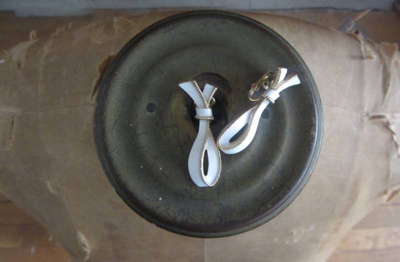 60Er Jahre Krone Trifari Gelenkschleife Ohrringe | Mcm Mod von LesFemmesVintageNYC