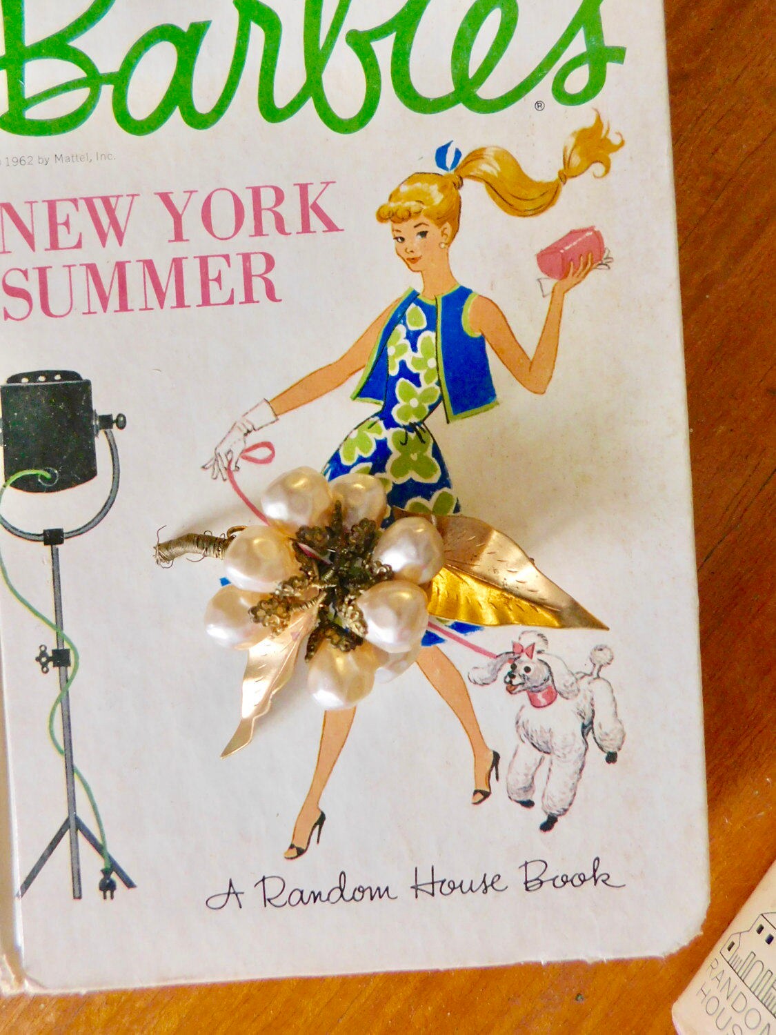 Antik Barock Perle & Gold Pin Brosche von LesFemmesVintageNYC