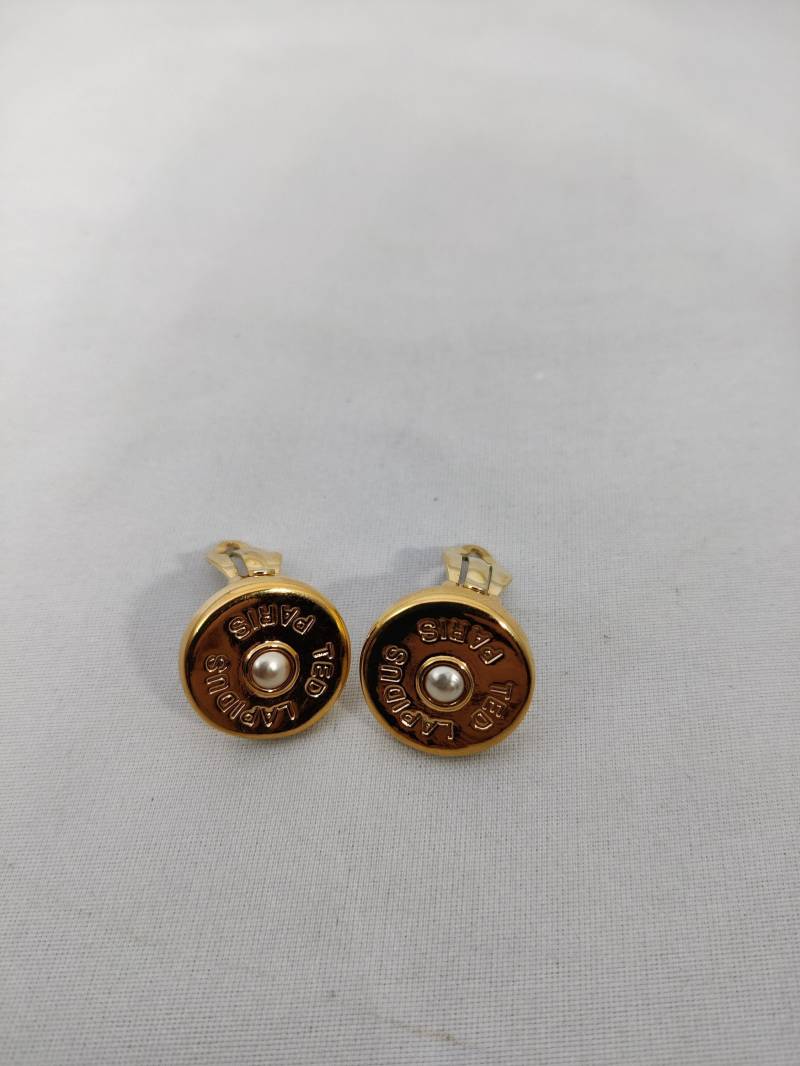 Signierte Ted Lapidus Diese Vintage-Ohrclips Aus Goldenem Metall Und Perlweißer Perle von LesPascotines