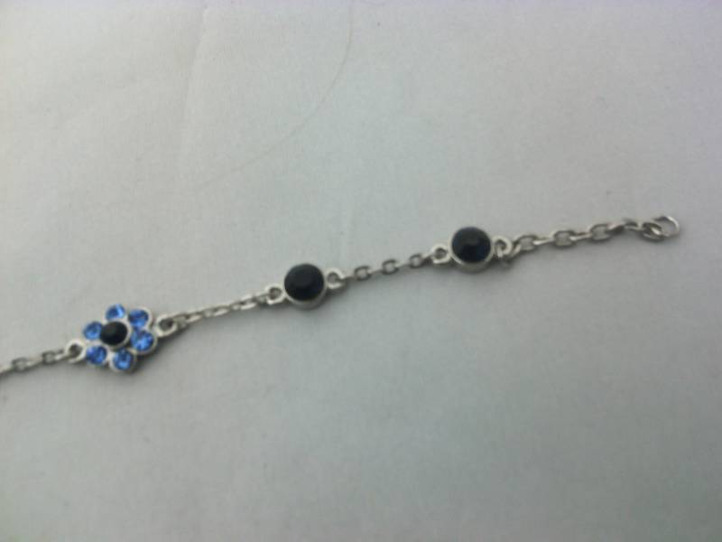 Vintage Signierte Armbänder Aus Metall Und Glas von LesPascotines