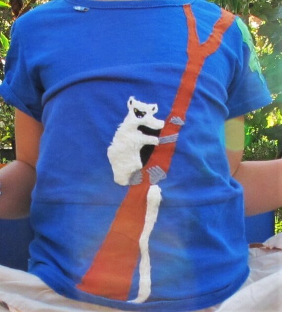 Kindershirt Gidro - Affe Zum Streicheln Kindershirt Gidro - Affe Zum Streicheln von LesPigeonsMadagaskar
