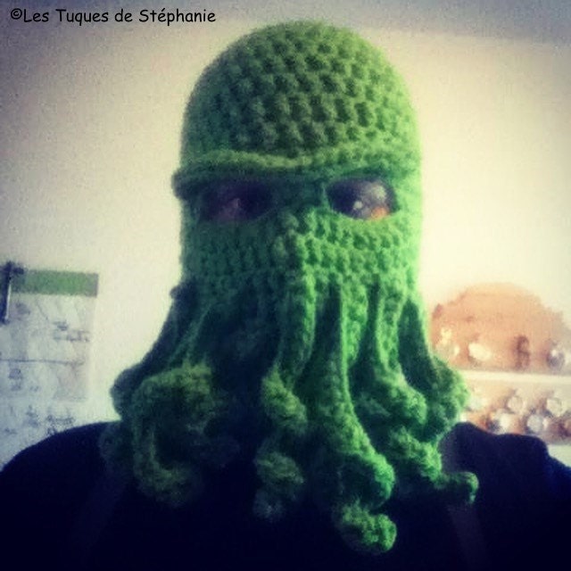 Individuell Gehäkelte Cthulhu-Kapuze, Eine Von Hp Lovecraft Inspirierte Seeungeheuer-Haube Individuell Gehäkelte Cthulhu-Kapuze, Eine Von Hp Lovecraft Inspirierte Seeungeheuer-Haube von LesTuquesDeStephanie