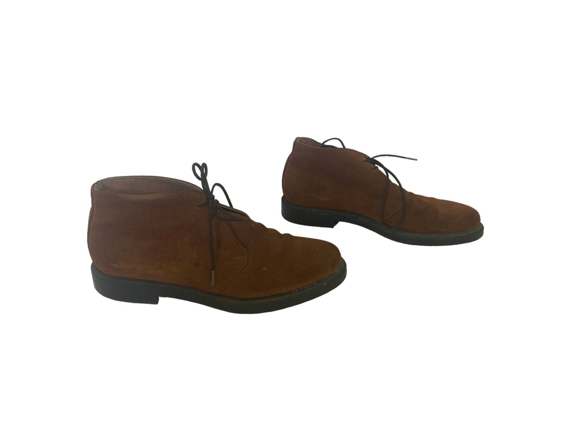 Braune Wildleder Wüstenstiefeletten 90S Minimal Toffee Tie Schuhe Chukka Boots Größe 8, 5 Braune Wildleder Wüstenstiefeletten 90S Minimal Toffee Tie Schuhe Chukka Boots Größe 8, 5 von Lesagevintage