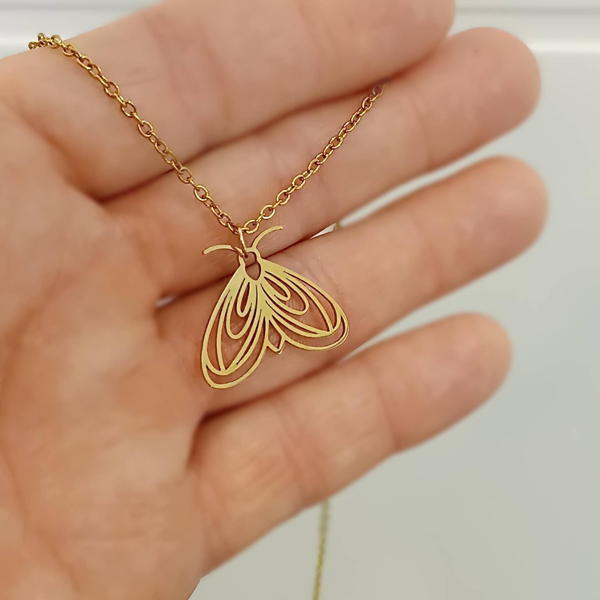 Schmetterling Halskette, Dünn, Edelstahl Halskette in Gold von Lesinja