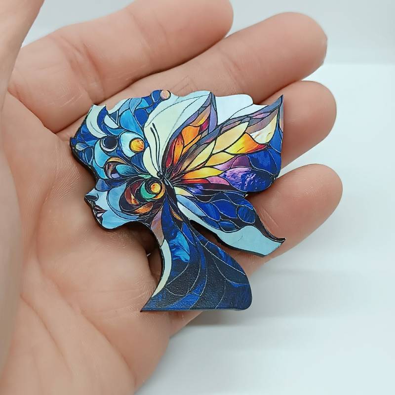 Abstrakter Schmetterlingsfrau Brosche Anstecker Pin Vintage Acryl Lasercut von LesinjaLaden