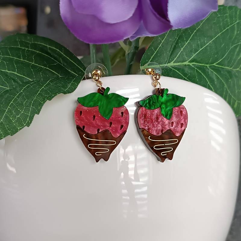 Erdbeeren Ohrringe Ohrstecker Laser-Cut Acrylglas von LesinjaLaden