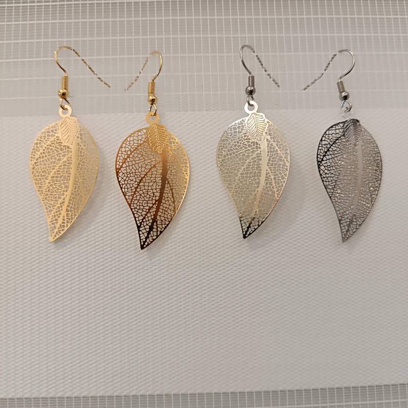 Filigrane Blatt Ohrringe Hängend Leicht Ornament Geschenkbox, Etui, Boho Filigrane Blatt Ohrringe Hängend Leicht Ornament Geschenkbox, Etui, Boho von LesinjaLaden
