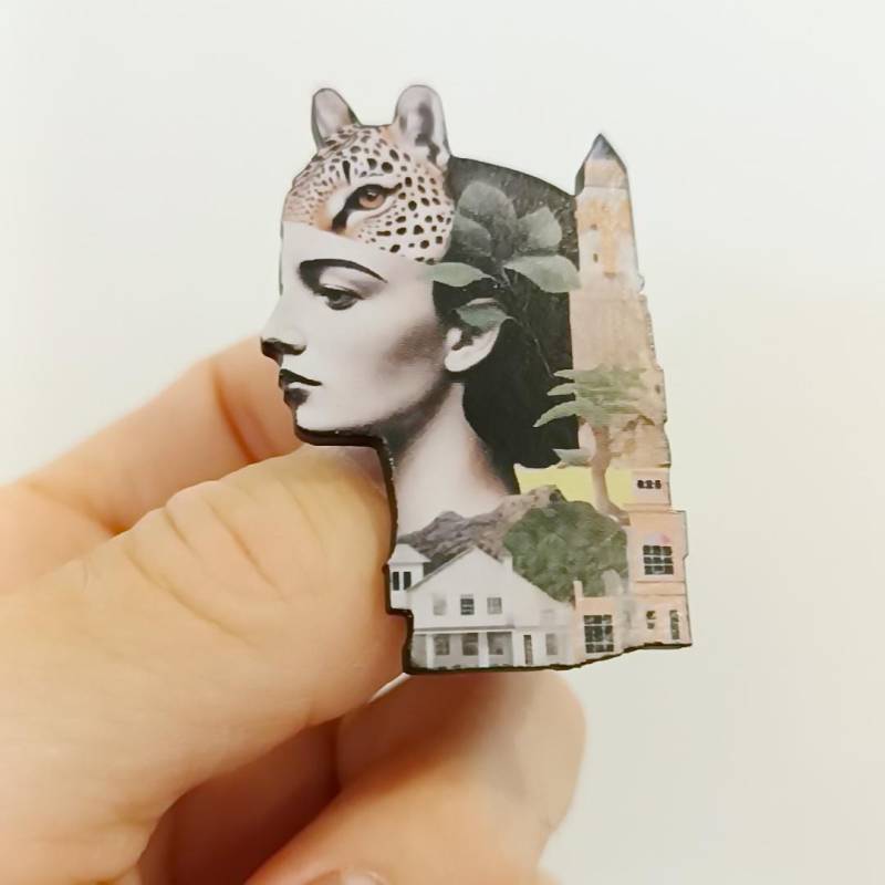 Leopard Frau Avantgarde Brosche Anstecker Pin Vintage Acryl Lasercut von LesinjaLaden