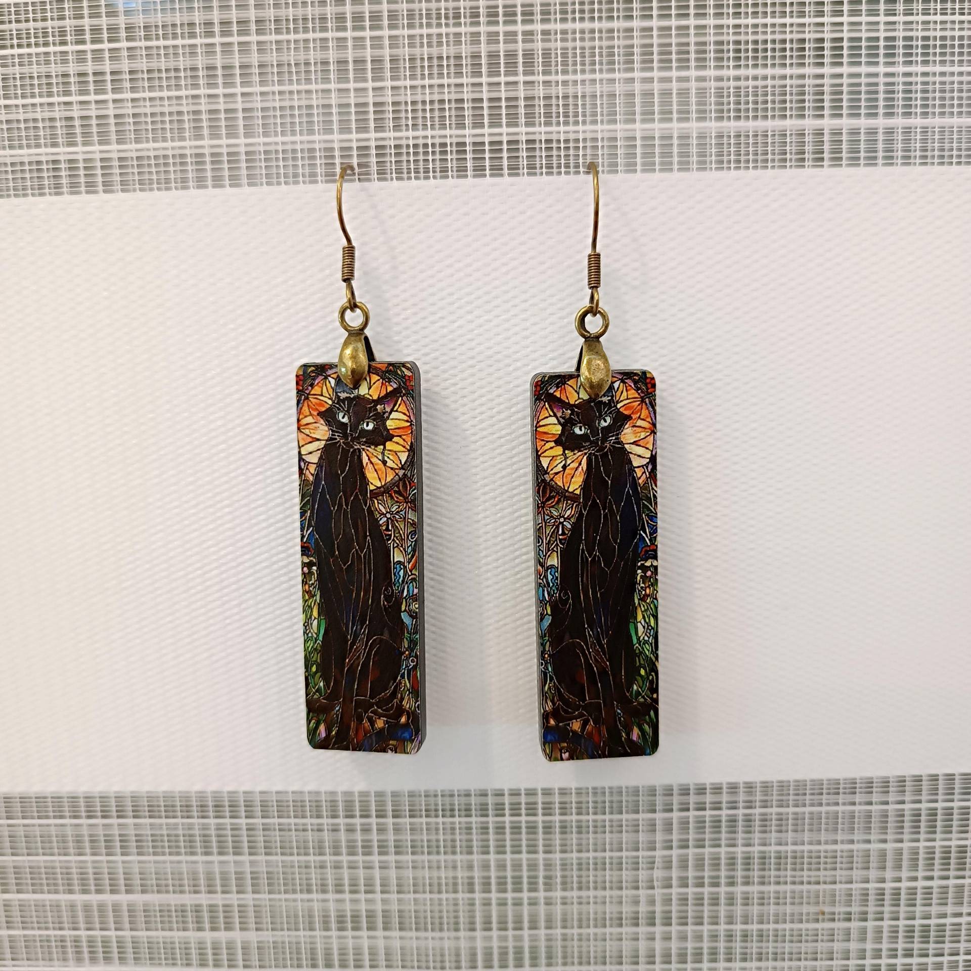 Schwarze Katze Acryl Ohrringe, Hängeohrringe Vintage von LesinjaLaden