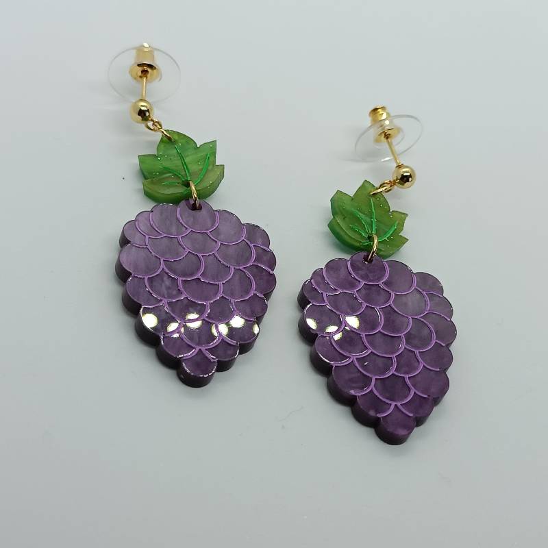 Traube Ohrringe Ohrstecker Laser-Cut Acrylglas von LesinjaLaden