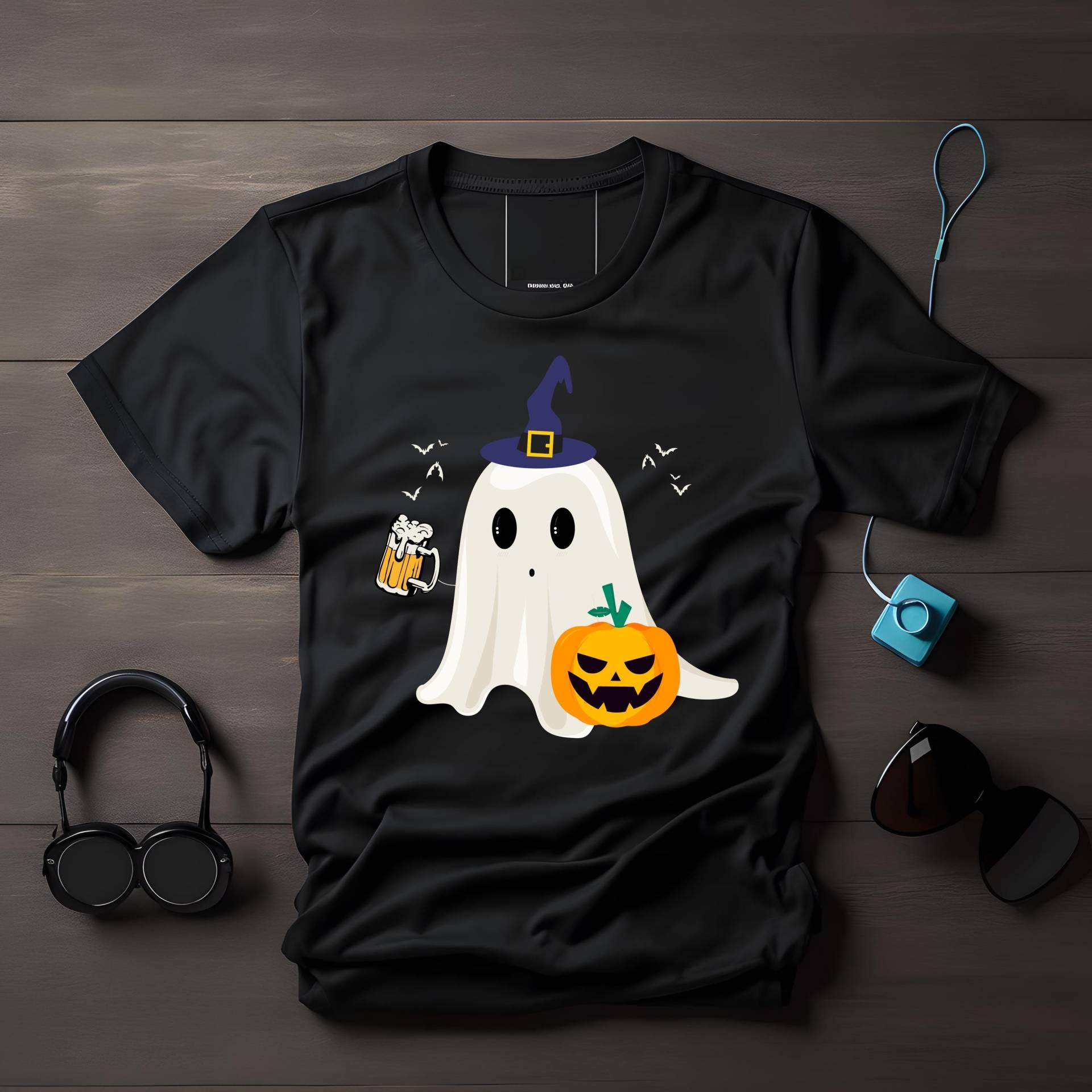 Halloween Geist Mit Getränk T-Shirt, Kürbis Design, Lustiges Shirt, Gruseliger Getränk, Party Shirt von LesleysPrintFrenzy