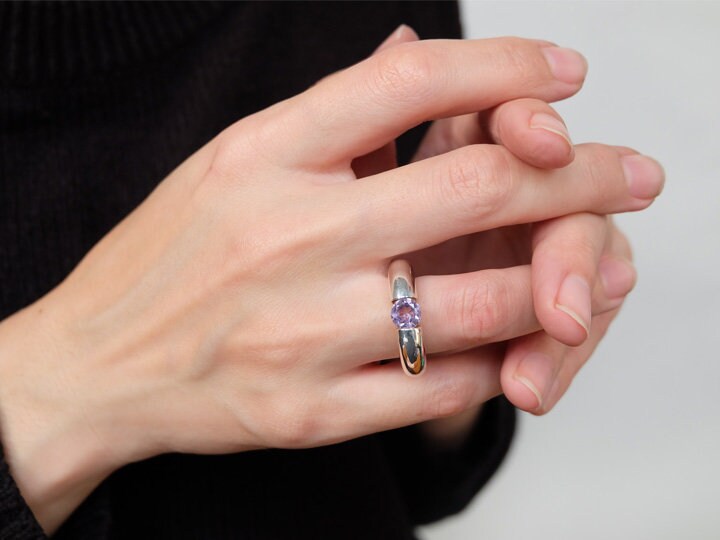 Amethyst Band Ring, Amethyst Ring, 925 Massiv Sterling Silber Großer Schwerer Statement Geburtsstein Große Ringe von Lessaremore