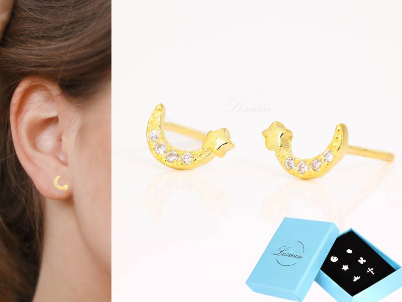Gold Mond Und Stern Ohrringe, Zierliche 14K Auf Sterling Silber Halbmond Diamant Simulant von LeswinGemstone