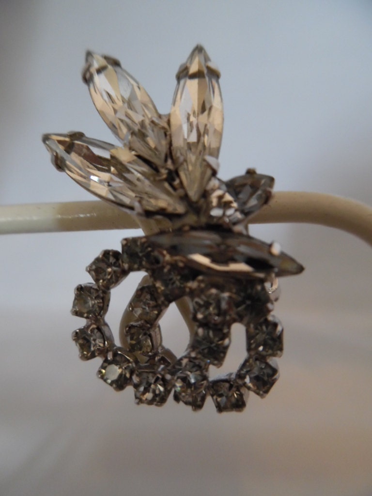 Jahrgang 1960 Albert Weiss Klar Strass Ohrclips von LetasVintage