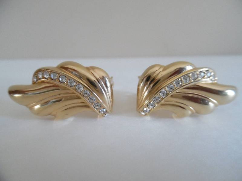 Ohrringe, Clip-On, Vintage 1980Er Gold Ton Blatt Geformt Ohrclips Wilth Swarovski Crystals Von S.a.l von LetasVintage