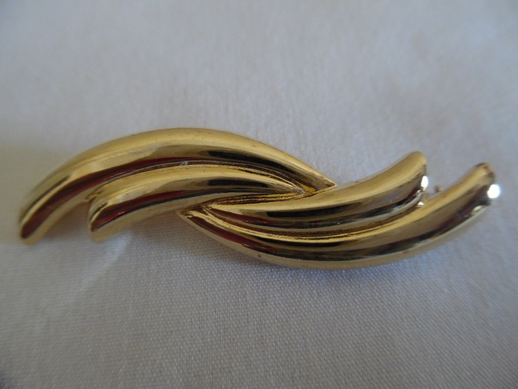 Vintage 1980Er Mittlere Gewölbten Doppel Bar Glänzenden Goldenen Brosche, Pin Von Monet von LetasVintage