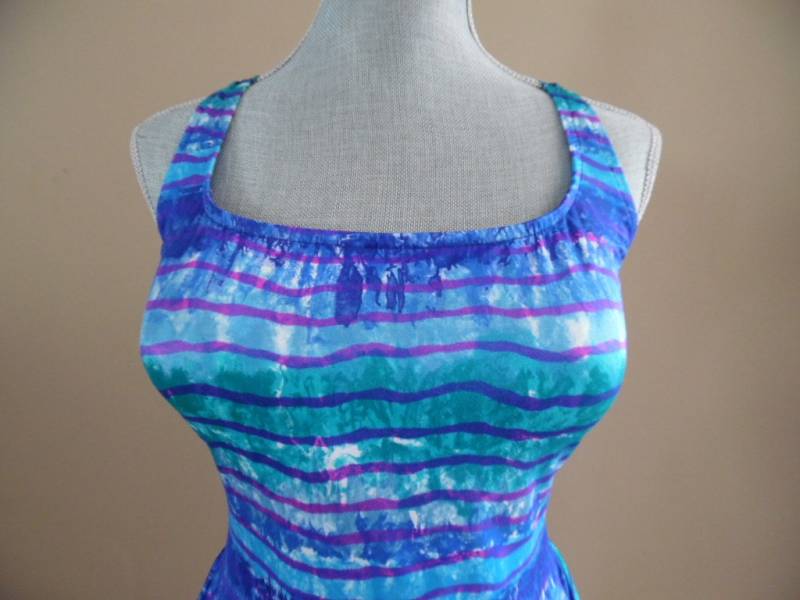 Vintage 1990Er Jahre Catalina Maillot Einteiler Rockiges Badeanzugkleid in Blau Mit Integriertem Bh Badeanzug Badekleid von LetasVintage
