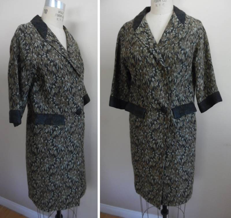 Vintage 1990Er Jahre Lange Braun Und Beige Camouflage Muster Wolle Jacke W Ein Knopf Doppel Brust Styling Hand Maßgeschneiderte Schal Kragen von LetasVintage