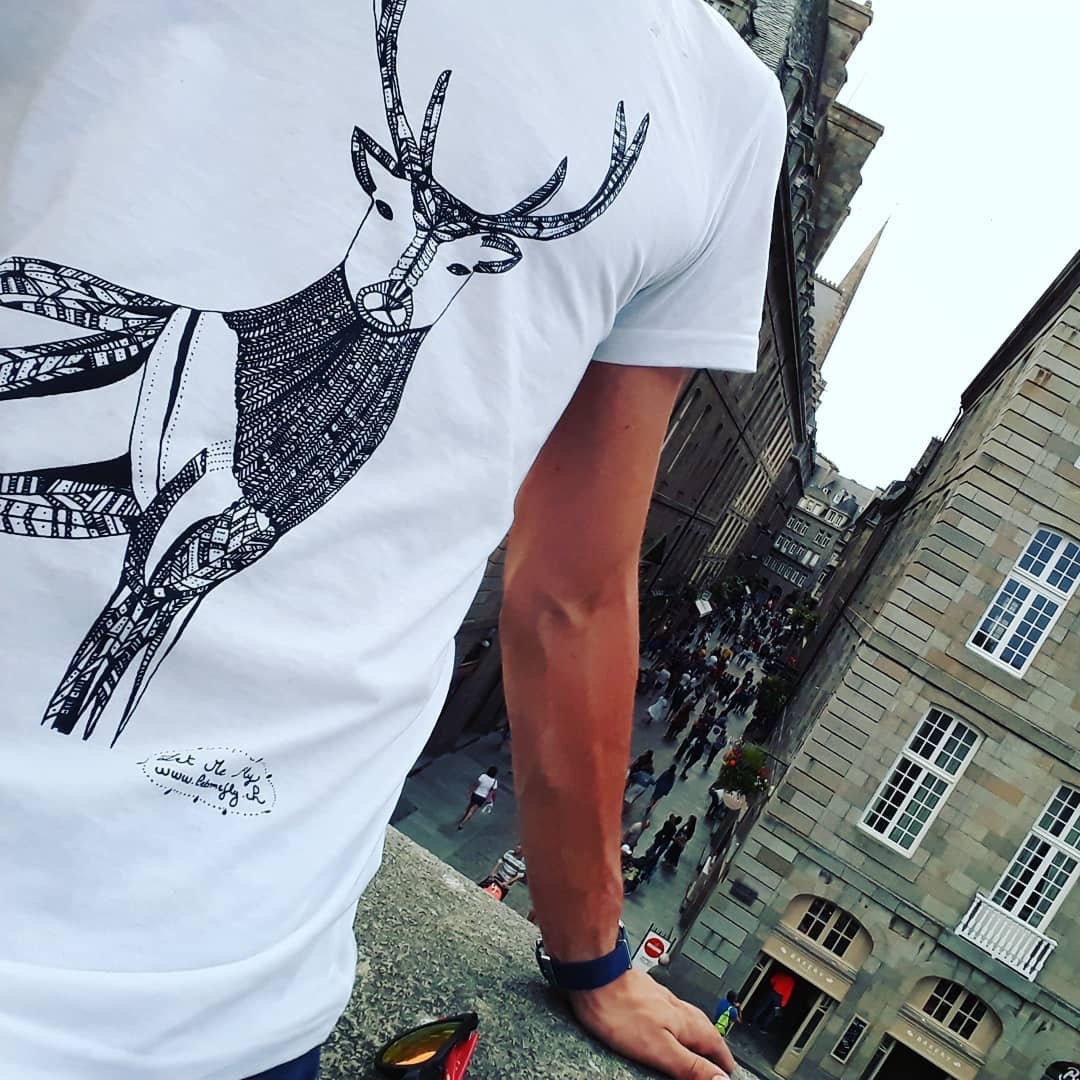 Cerf T-Shirt Geschenk Für Ihn Weihnachtsgeschenk Boho-T-Shirt Hirsch Herren Natur Wald Hirsch von LetmeflyVeen