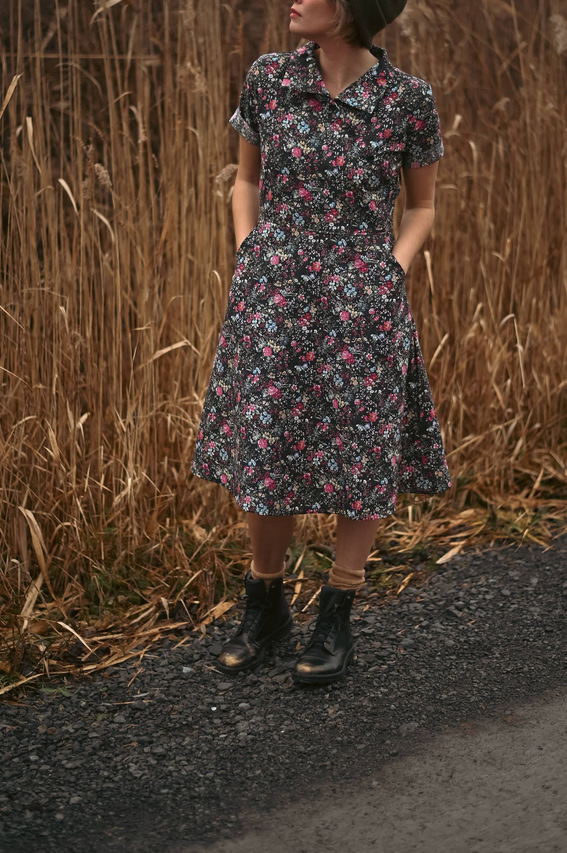1930Er Jahre Hauskleid - Kurzarm Kleid Baumwollkleid Schwarz- Vintagekleid Für Damen von LetsBacktrack