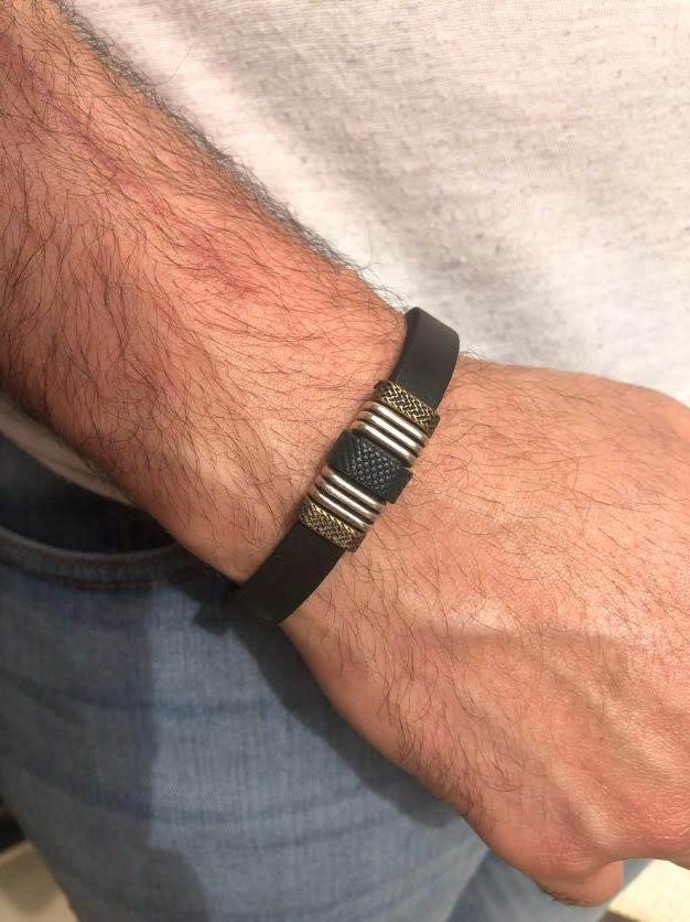 Herren Lederarmband Schwarz Mit Silber Design, Leder-Armband/Leder Armband Herren Lederarmband Schwarz Mit Silber Design, Leder-Armband/Leder Armband von Letsbrace007