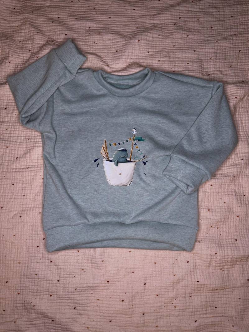 Kinder Sweatshirt Wal Motiv, Handmade Pullover Junge & Mädchen, Baby Mit Tier Print, Geschenk Für von LeunikatKreationen