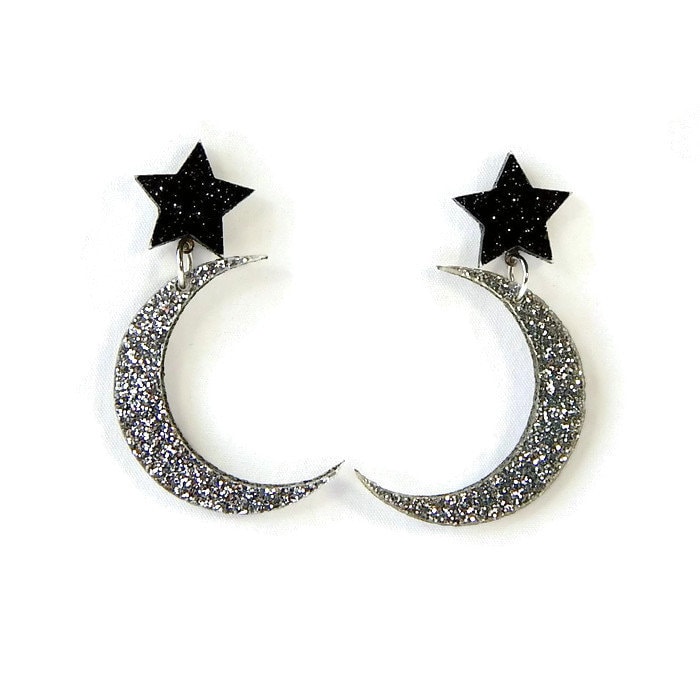 stern Und Mond Ohrringe, Silber Schwarz Glitter Celestial Acryl Schmuck, Laser Cut Space Tropfen Weltraum Galaxie Kunststoff stern Und Mond Ohrringe, Silber Schwarz Glitter Celestial Acryl Schmuck, Laser Cut Space Tropfen Weltraum Galaxie Kunststoff von LevanterCo