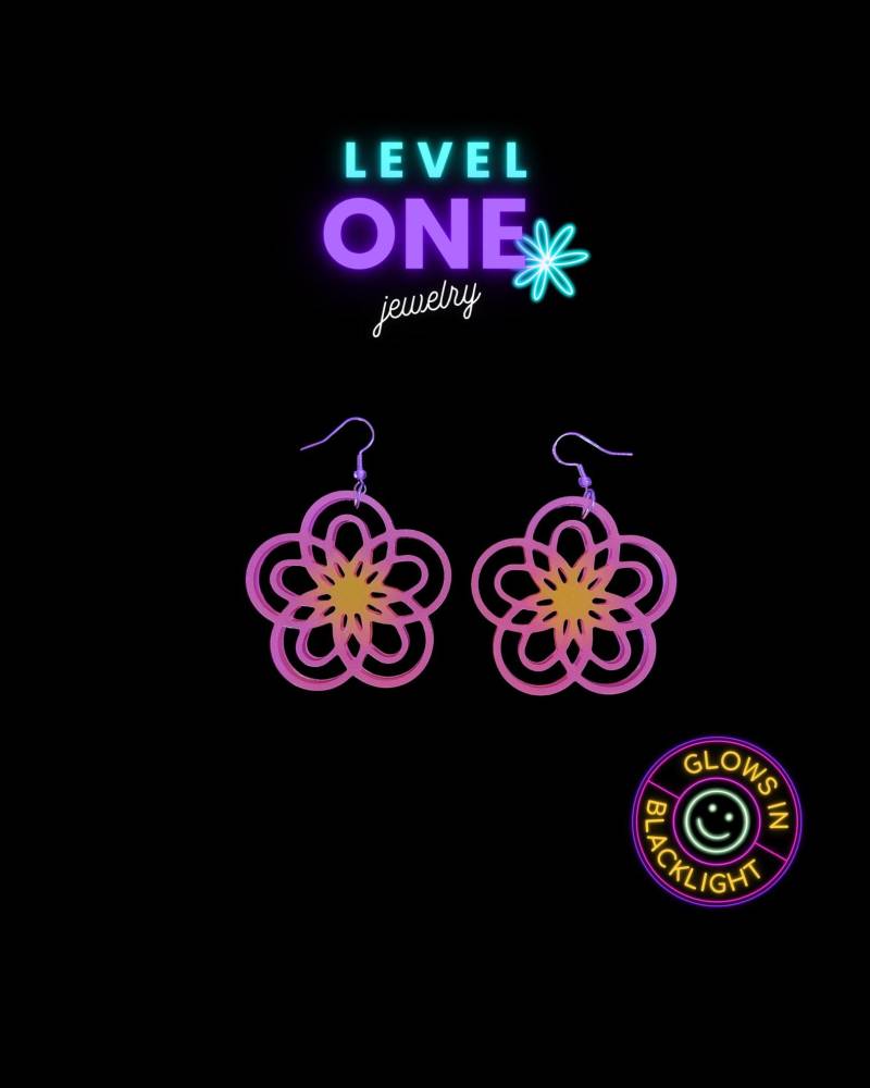 Neon Rosa Mandala Schwarzlicht Ohrringe Neon Rosa Mandala Schwarzlicht Ohrringe von LevelOneJewelry