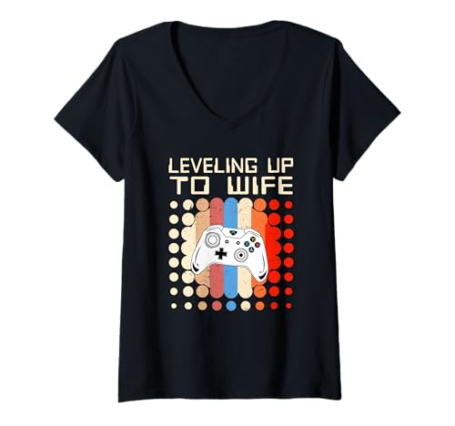 Damen Leveling Up To Wife Gaming Engagement Bride Ankündigung T-Shirt mit V-Ausschnitt Damen Leveling Up To Wife Gaming Engagement Bride Ankündigung T-Shirt mit V-Ausschnitt von Leveling Wife Funny Bride Gamer Couples Matching