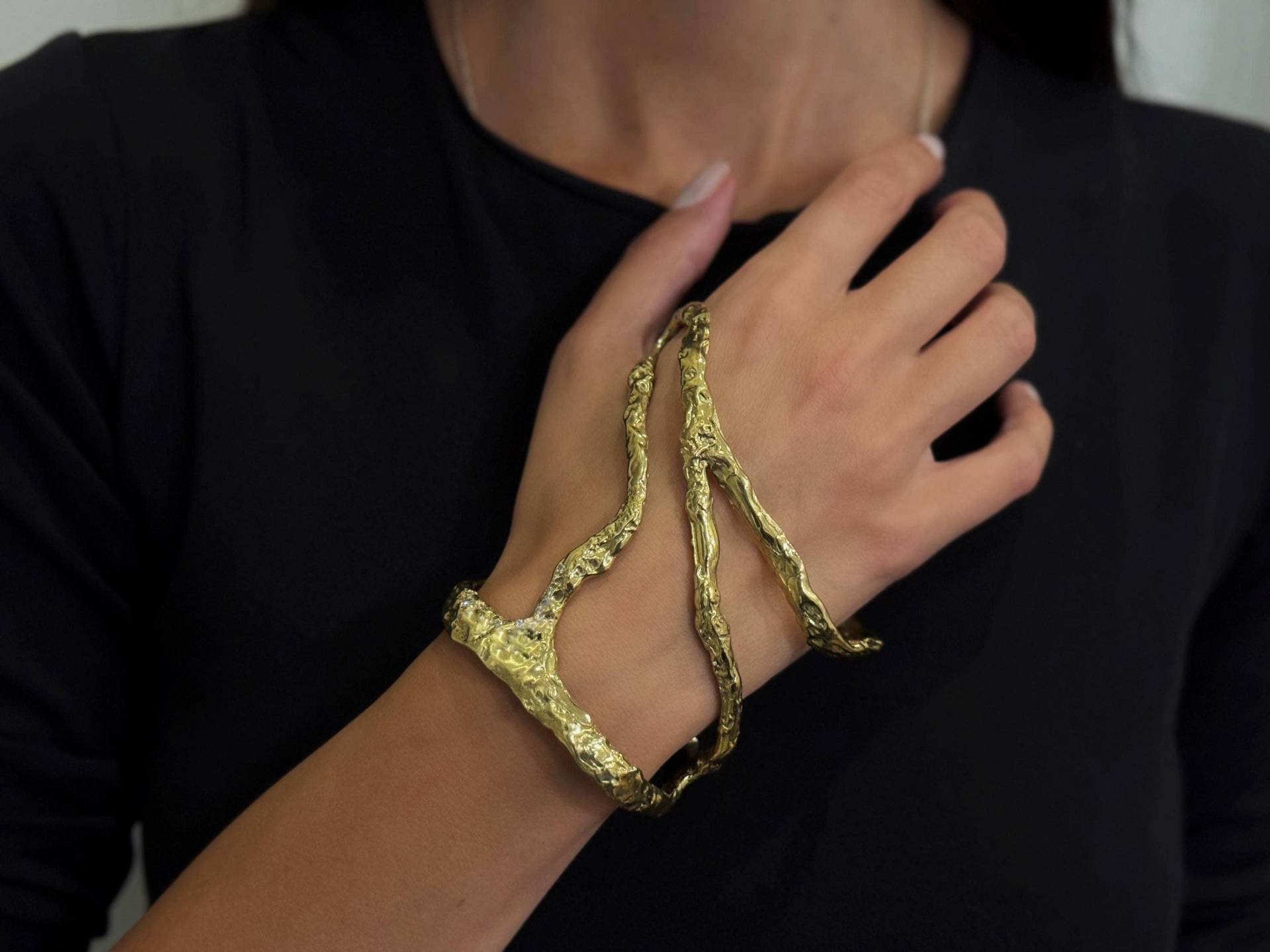 Handgeschmiedetes Armband Aus Messing Oder Sterling Silber Handgeschmiedetes Armband Aus Messing Oder Sterling Silber von LevenExclusive