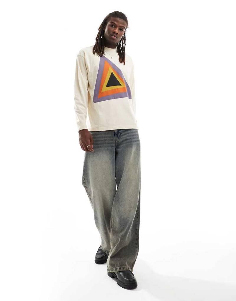 LEVI'S SKATEBOARDING - Langärmliges T-Shirt in Creme mit kastigem Schnitt und Prisma-Print-Weiß von Levi's