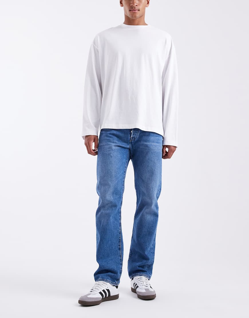 Levi's - 501 '93 - Locker geschnittene Straight Jeans in Mittelblau von Levi's