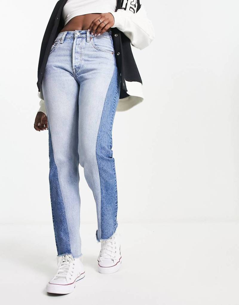 Levi's - 501 - Jeans in heller Waschung mit gespleißten Beinen-Blau von Levi's