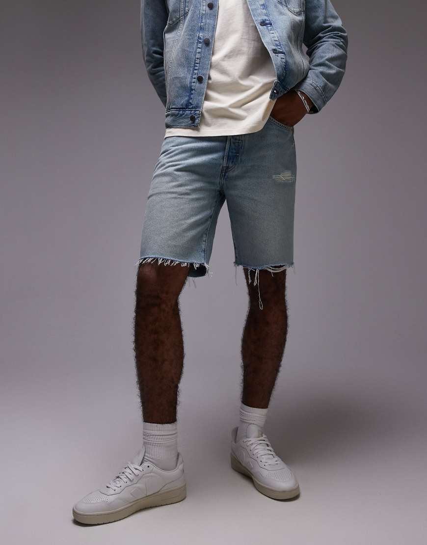 Levi's - 501 Original - Abgeschnittene Jeansshorts in mittelblauer Waschung im Used-Look mit geradem Schnitt und Stickerei auf der Rückseite, Kombiteil von Levi's