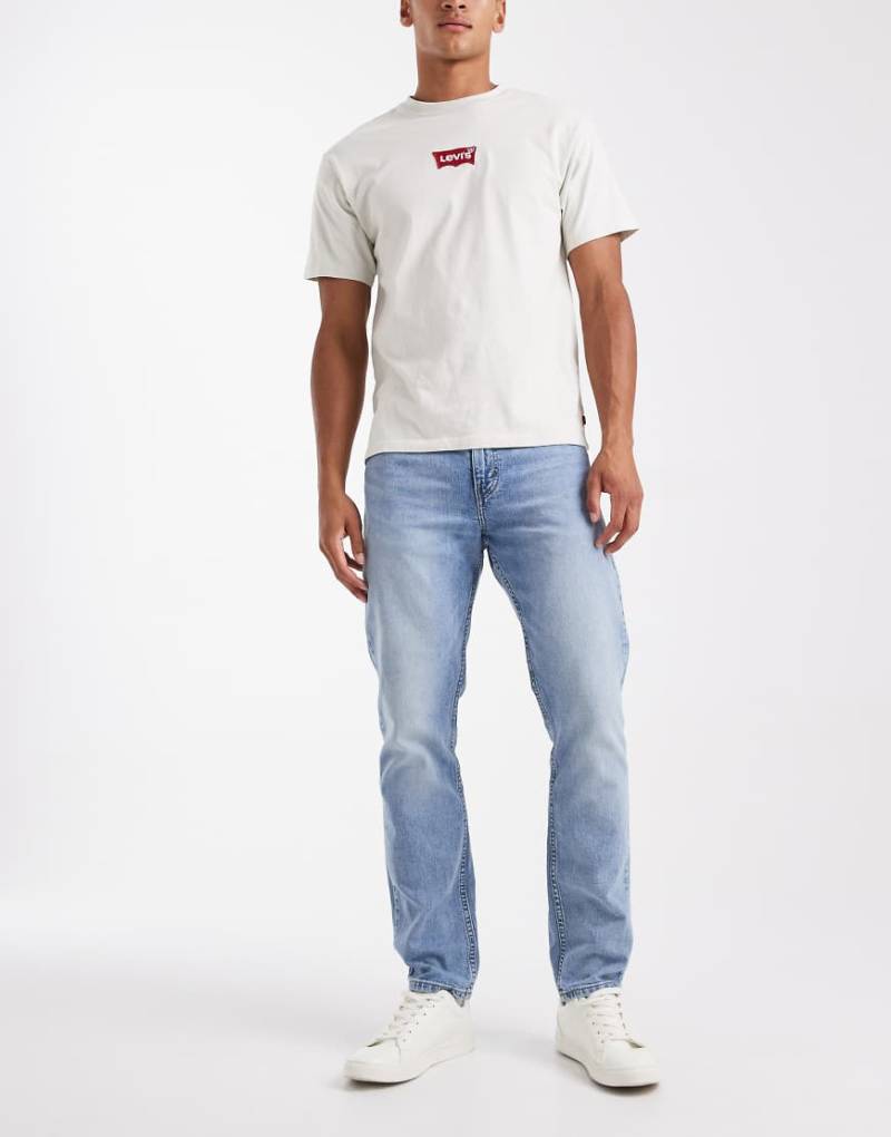 Levi's - 502 - Schmal zulaufende Jeans in Bleach-Waschung-Blau von Levi's