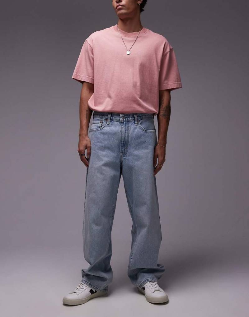 Levi's - 578 - Weit geschnittene Jeans in Bleach-Waschung-Blau von Levi's