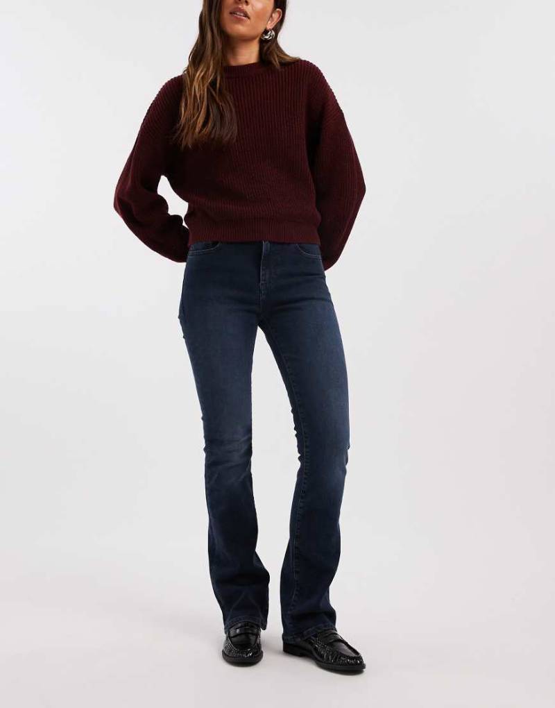 Levi's - 725 - Bootcut-Jeans in Dunkelblau mit hohem Bund von Levi's