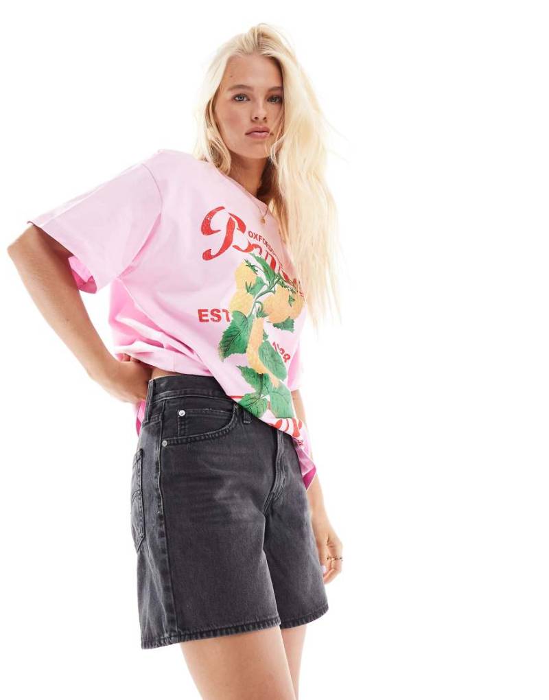 Levi's - '94 - Weite Shorts in verwaschenem Schwarz von Levi's