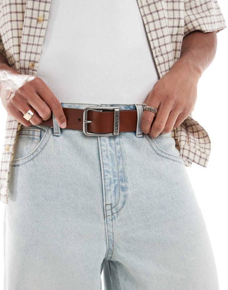 Levi's - Alderpoint - Ledergürtel in Hellbraun mit eckiger Schnalle von Levi's