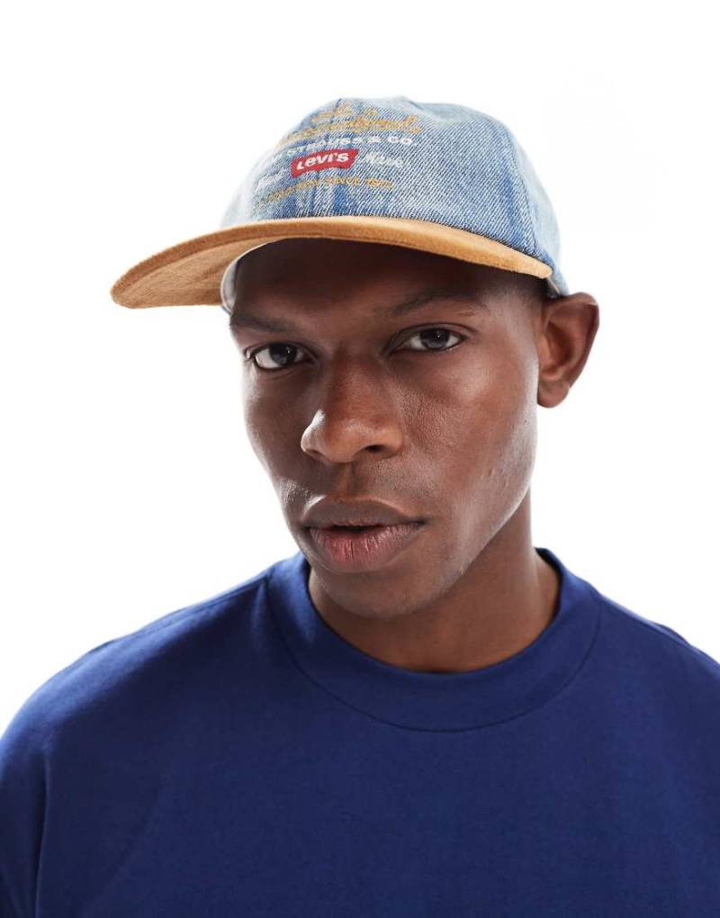 Levi's - American Legend - Locker sitzende Dad-Basketballkappe aus Denim in mittelblauer Waschung von Levi's