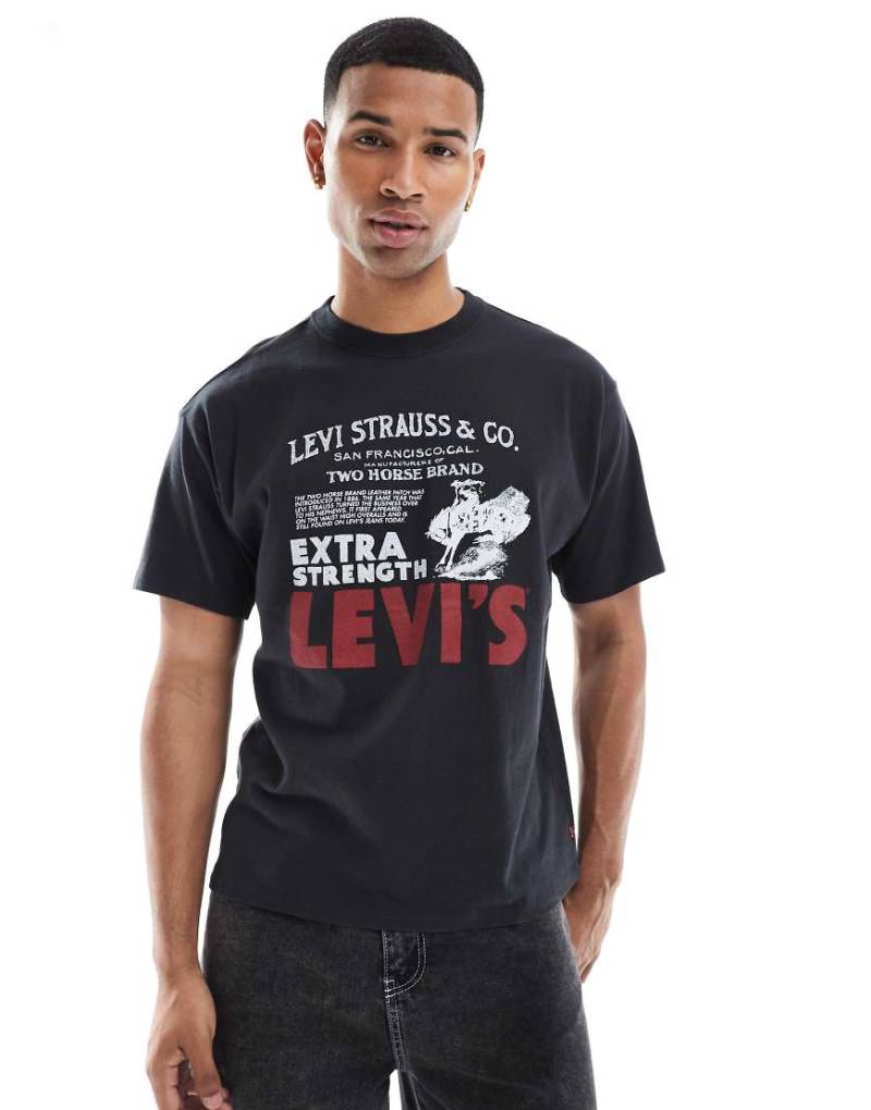Levi's - Archive - Oversize-T-Shirt in Schwarz mit Cowboy-Poster-Print im Vintage-Stil von Levi's