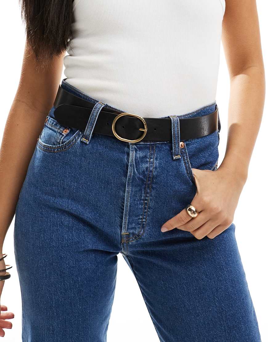 Levi's - Arletha - Wendegürtel in Schwarz und Braun mit goldener Schnalle von Levi's