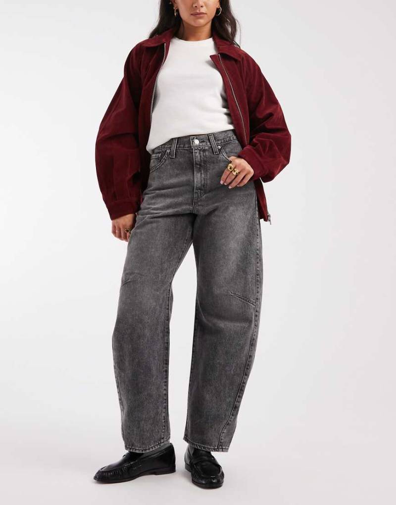 Levi's - Barrel-Leg-Jeans in verwaschenem Schwarz von Levi's