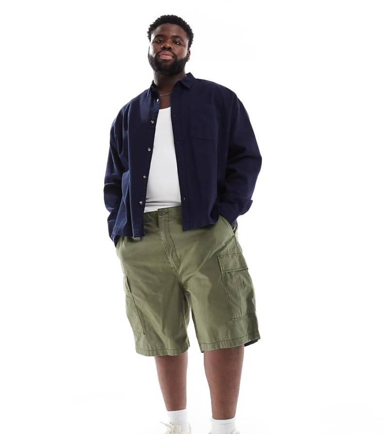 Levi's Big & Tall - Carrier - Cargo-Shorts aus Canvas in Dunkelgrün mit 2 Taschen von Levi's