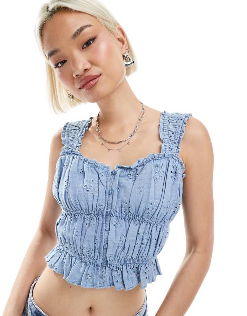 Levi's - Cropped-Oberteil in Blau mit Lochstickerei von Levi's