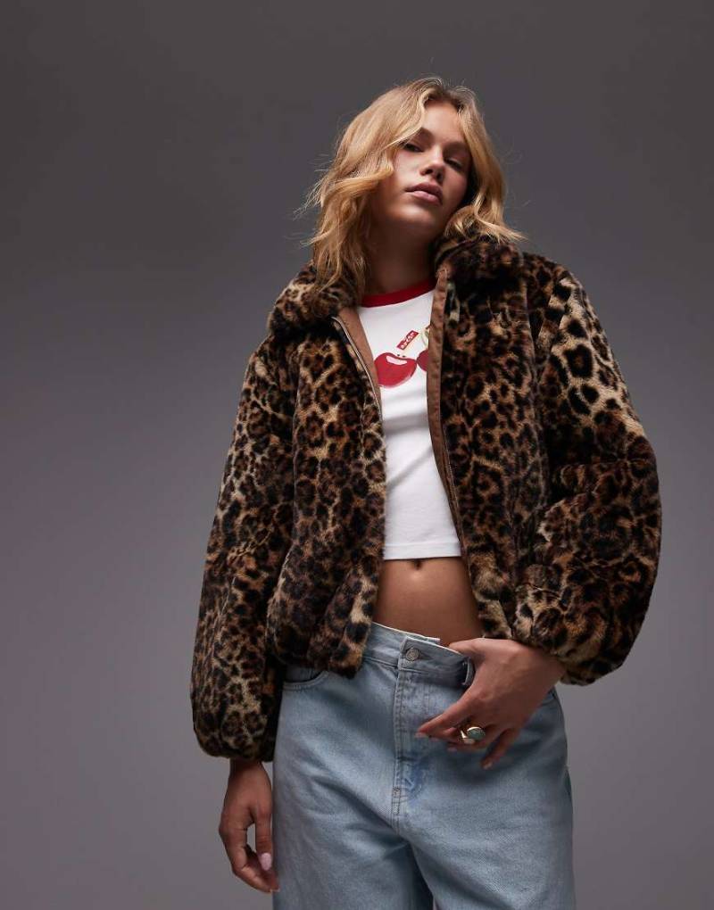 Levi's - Elle - Jacke aus Kunstpelz mit Leopardenmuster-Braun von Levi's
