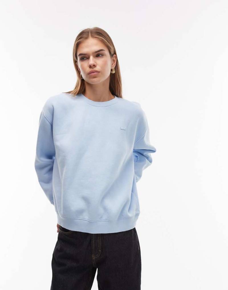 Levi's - Everyday - Sweatshirt in Blau mit kleinem Logo von Levi's