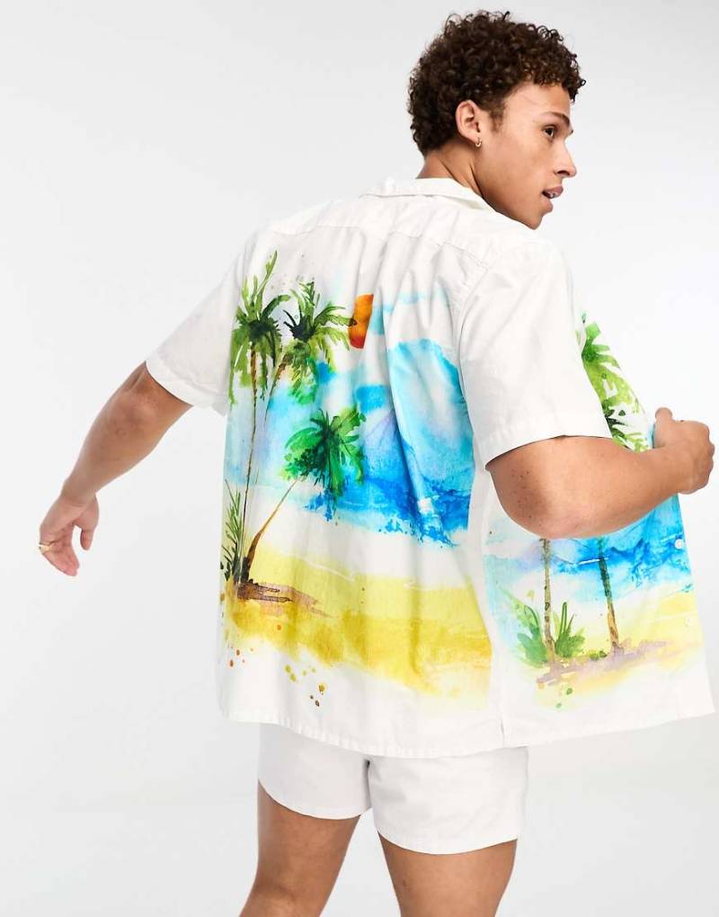 Levi's - Hemd in Weiß mit Reverskragen und Palmen-Print von Levi's