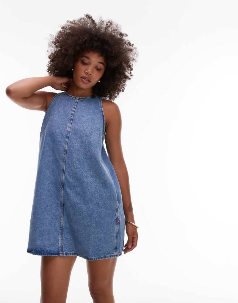 Levi's - Jeans-Etuikleid im 90er-Stil in Mittelblau von Levi's